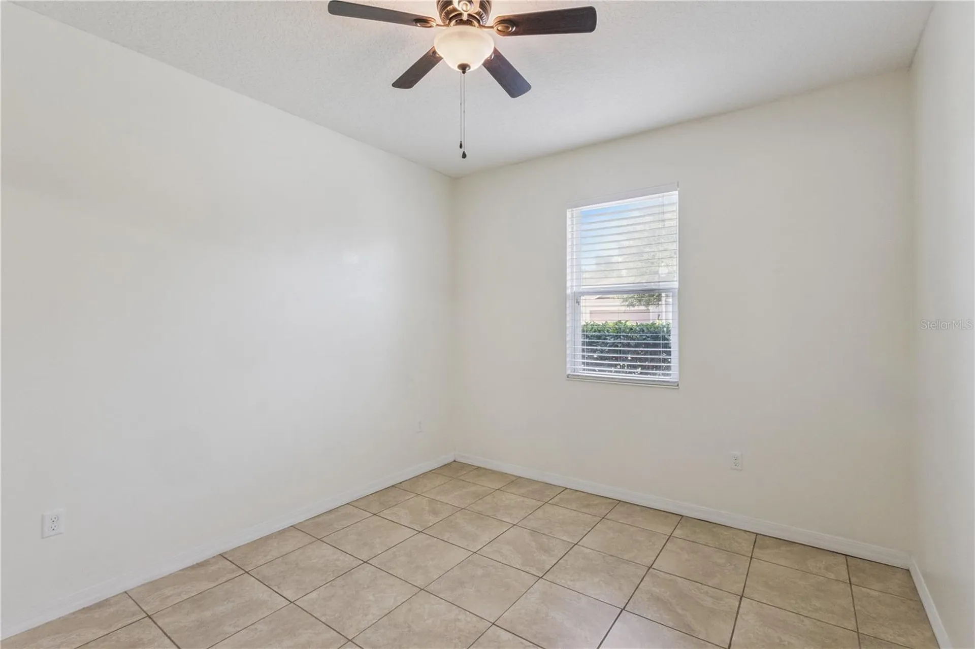 1572 Auburn Hills Court Tavares FL 32778