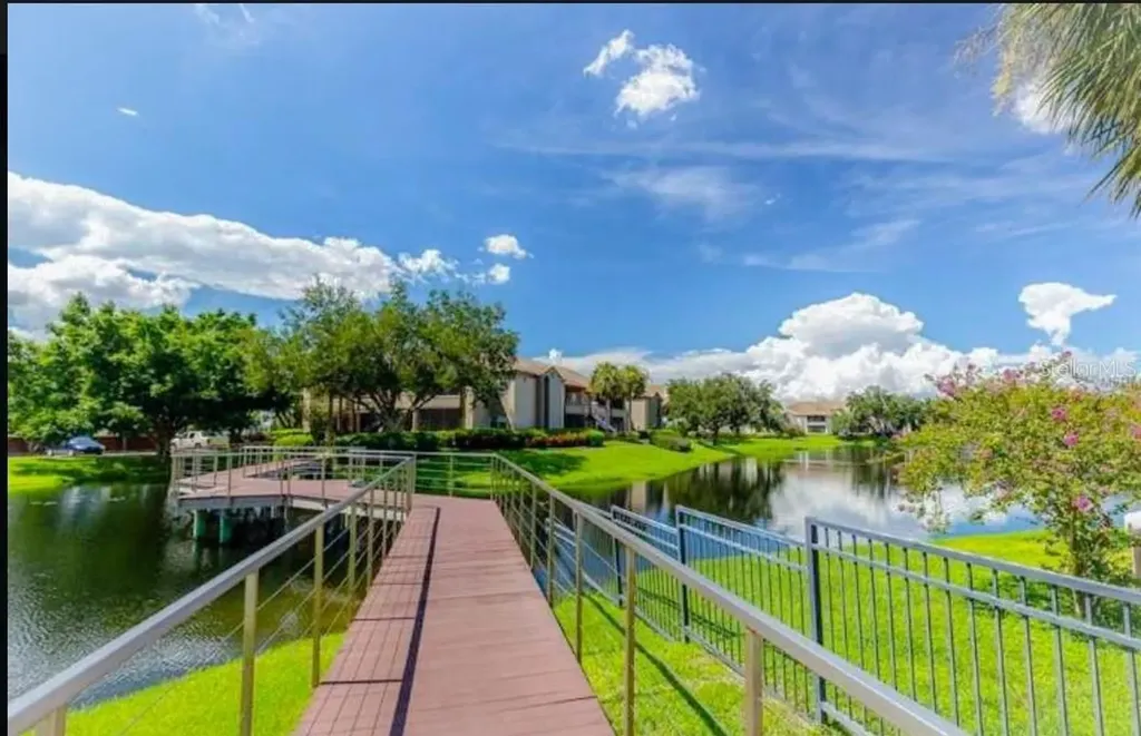 10263 Gandy Boulevard N St Petersburg FL 33702