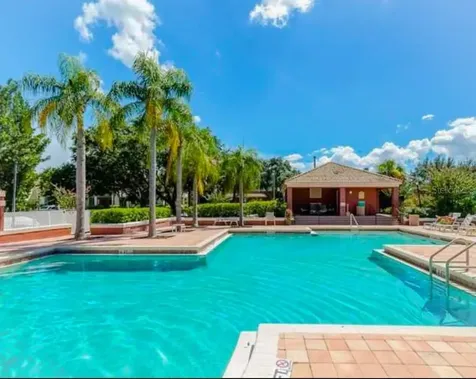 10263 Gandy Boulevard N St Petersburg FL 33702