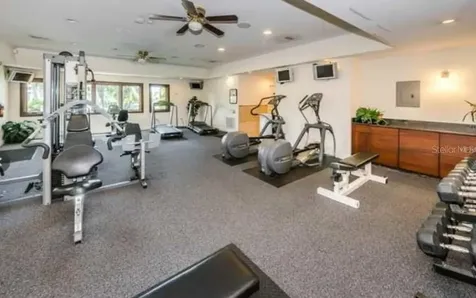 10263 Gandy Boulevard N St Petersburg FL 33702