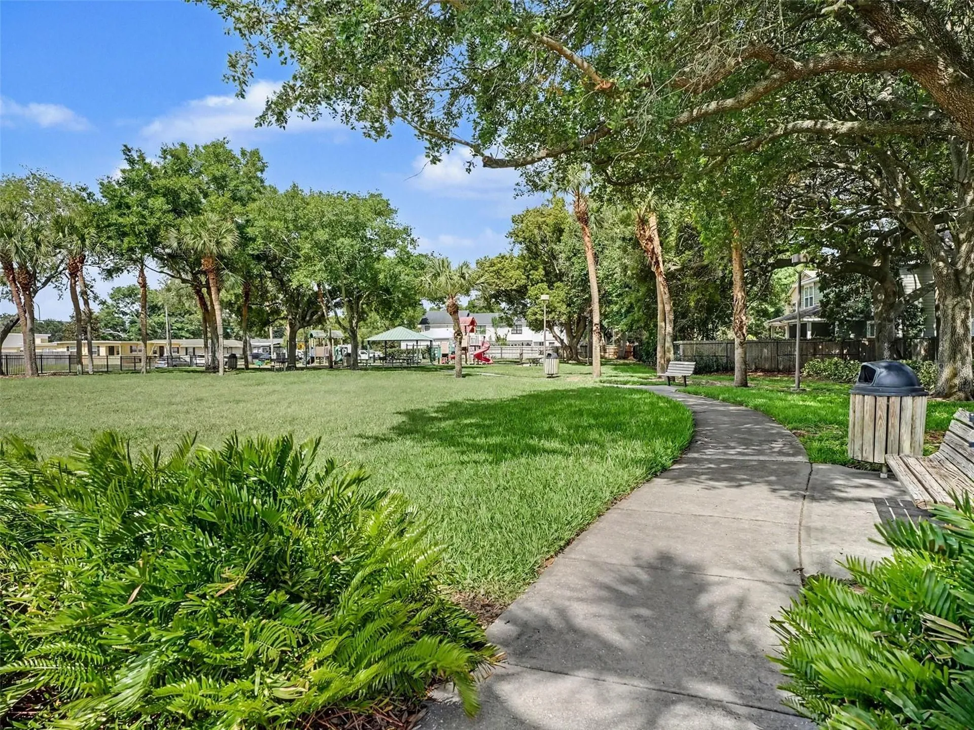 2711 E Church Street Orlando FL 32803
