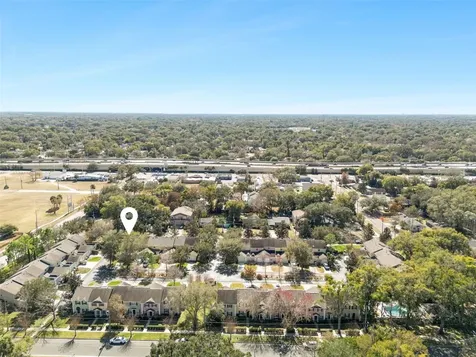 2711 E Church Street Orlando FL 32803