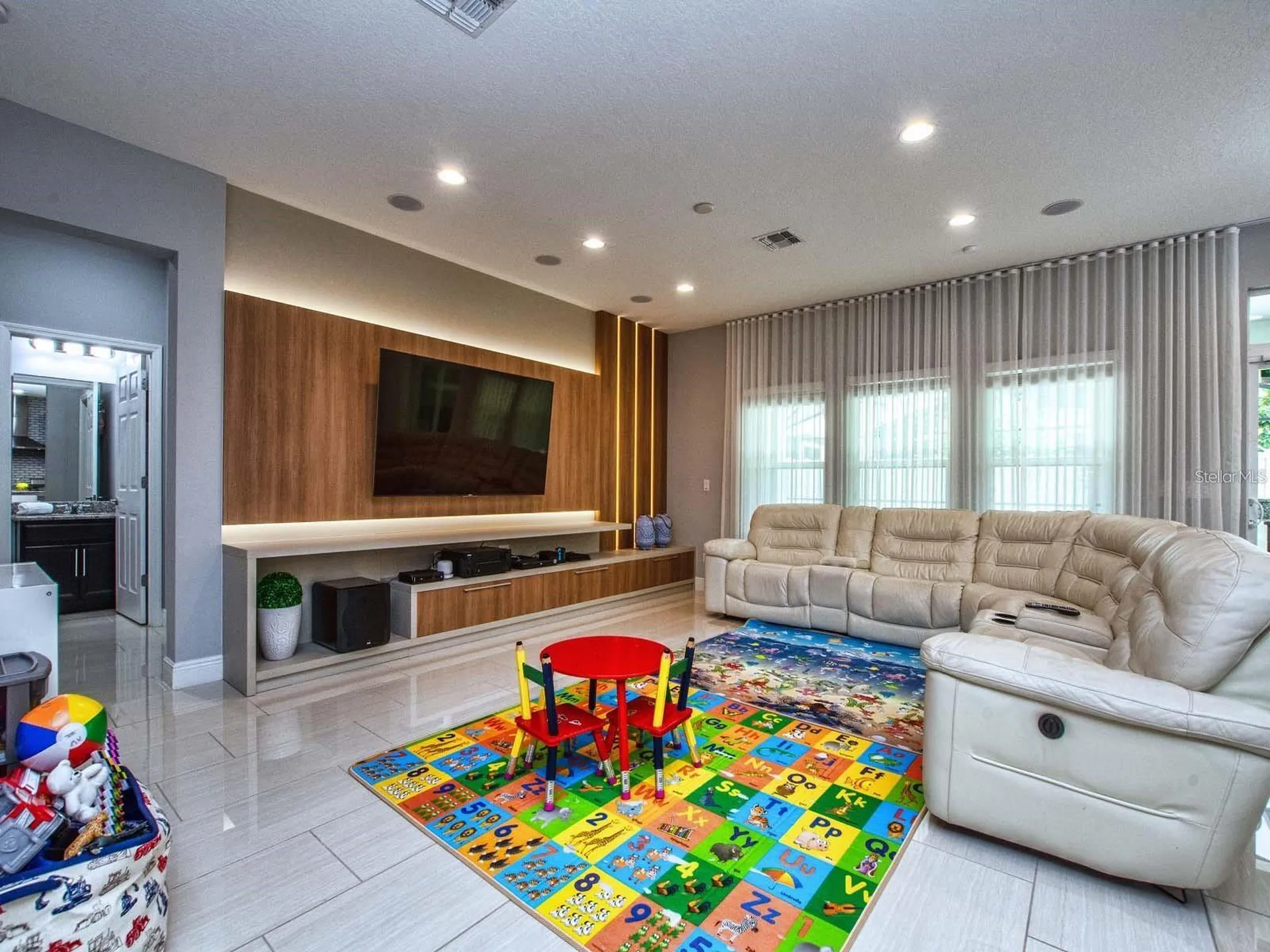 14291 Woodchip Court Orlando FL 32824