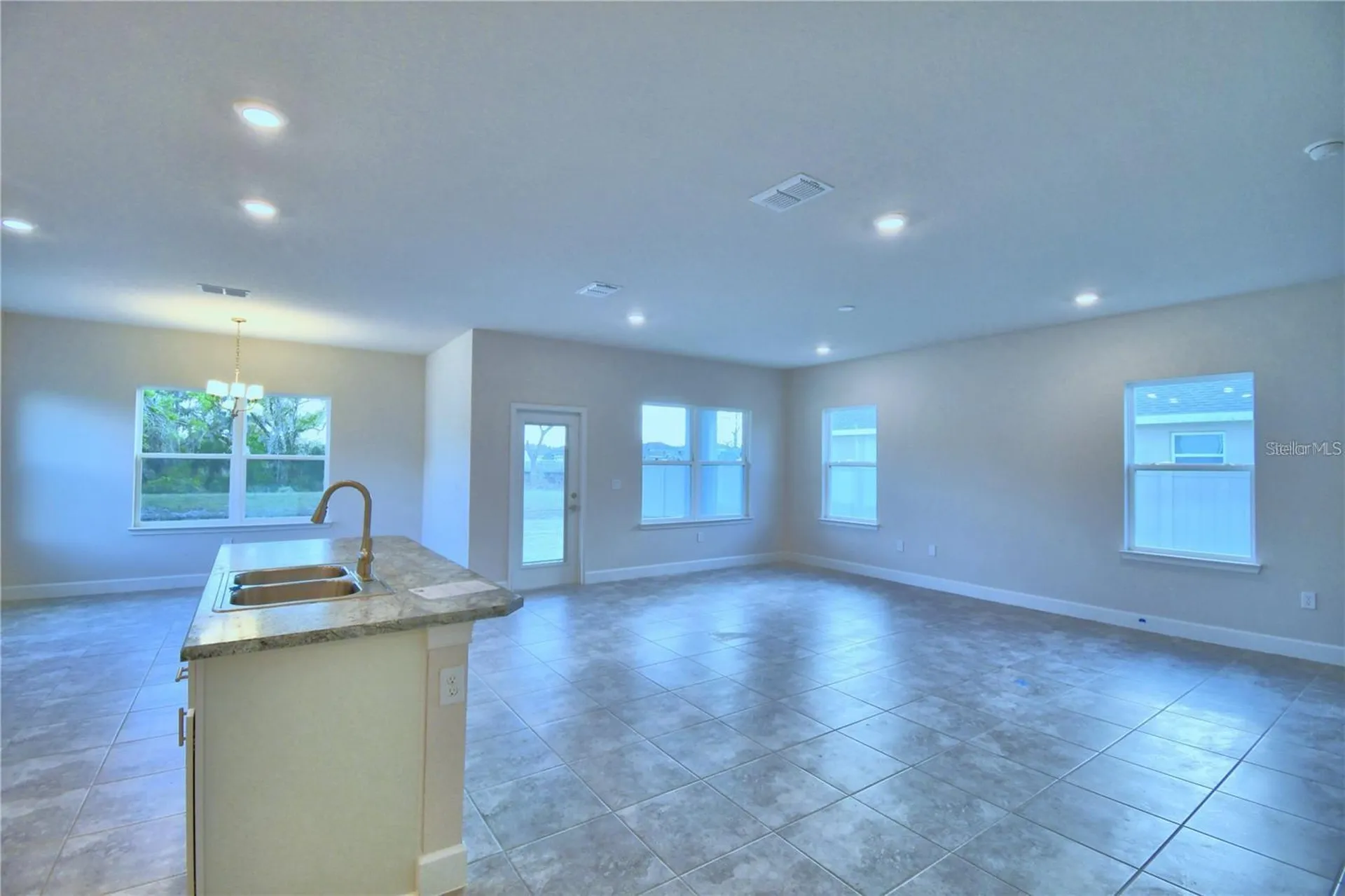 906 Sofia Lane Davenport FL 33837