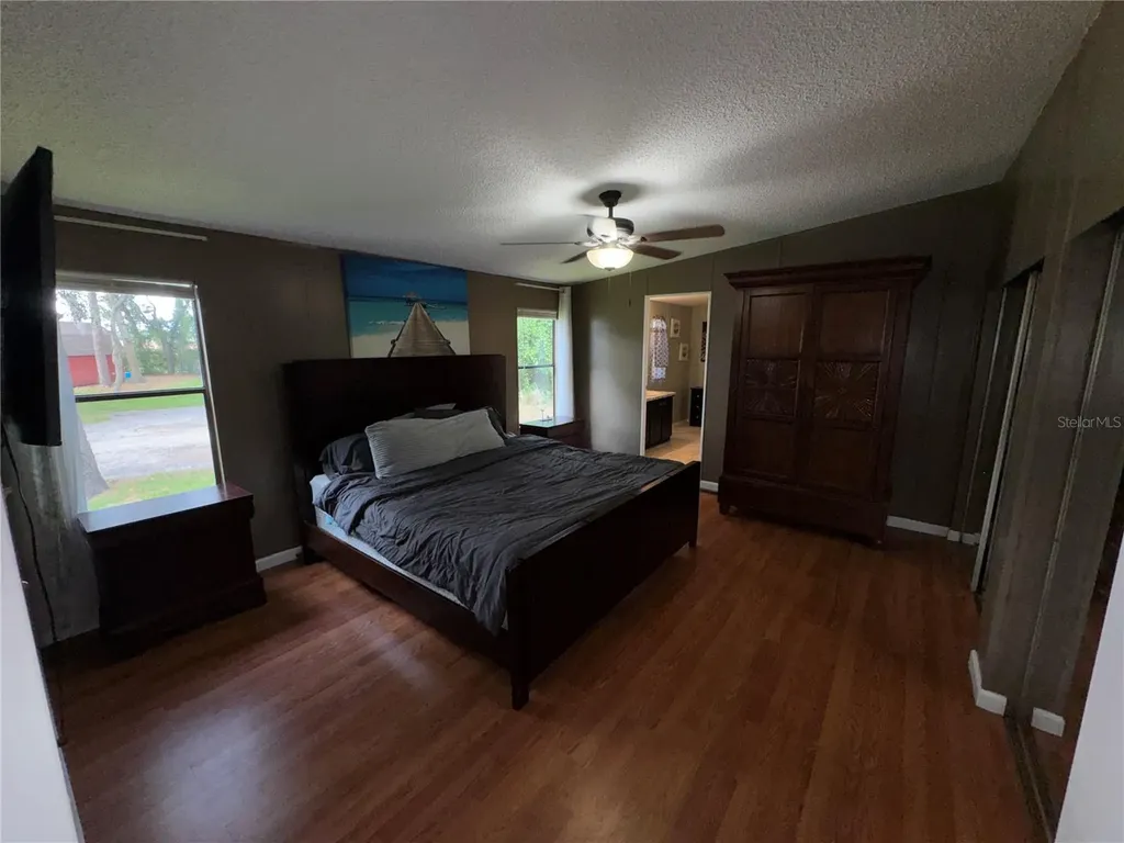 21247 Orange Court Mount Dora FL 32757