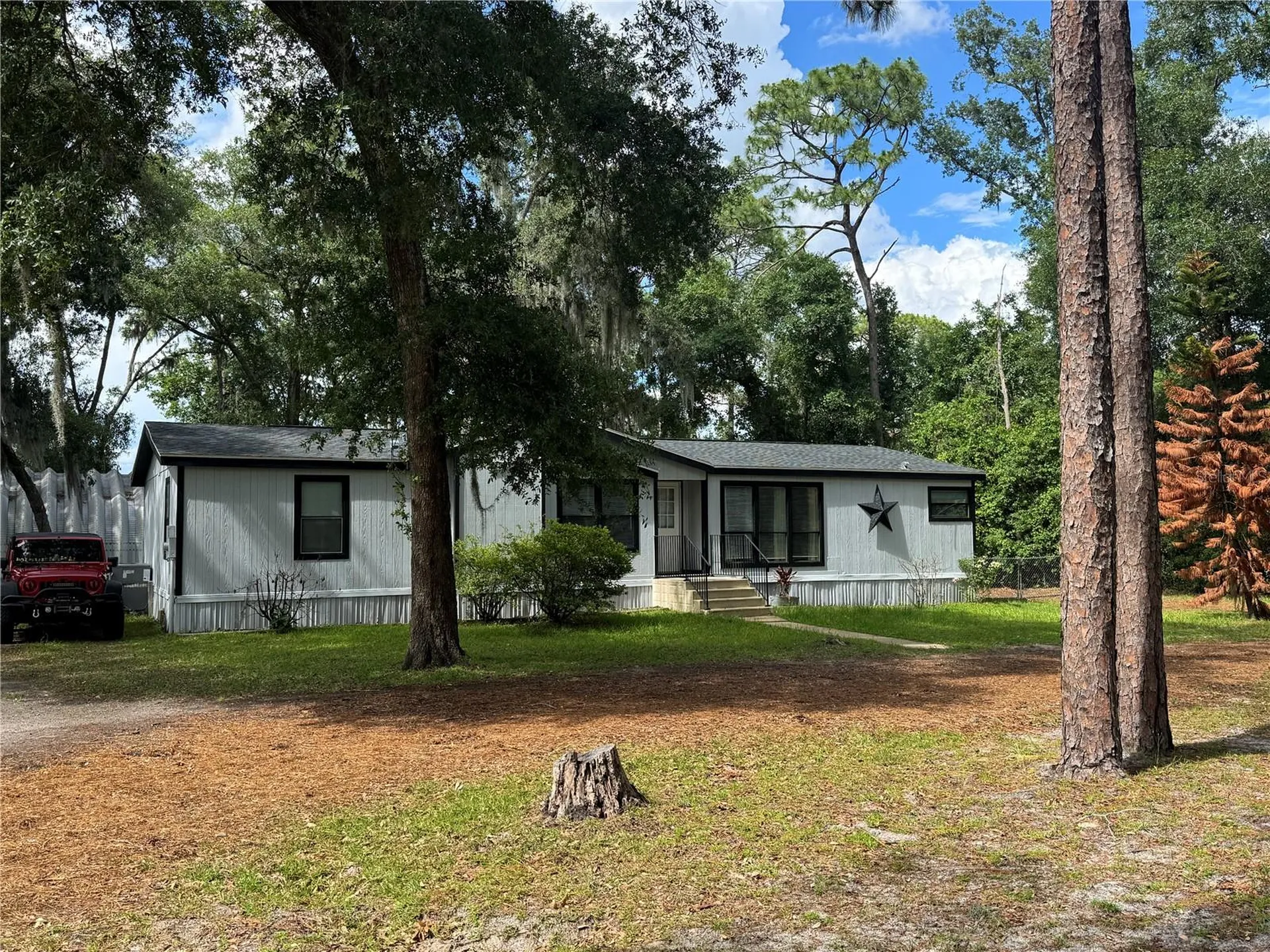 21247 Orange Court Mount Dora FL 32757