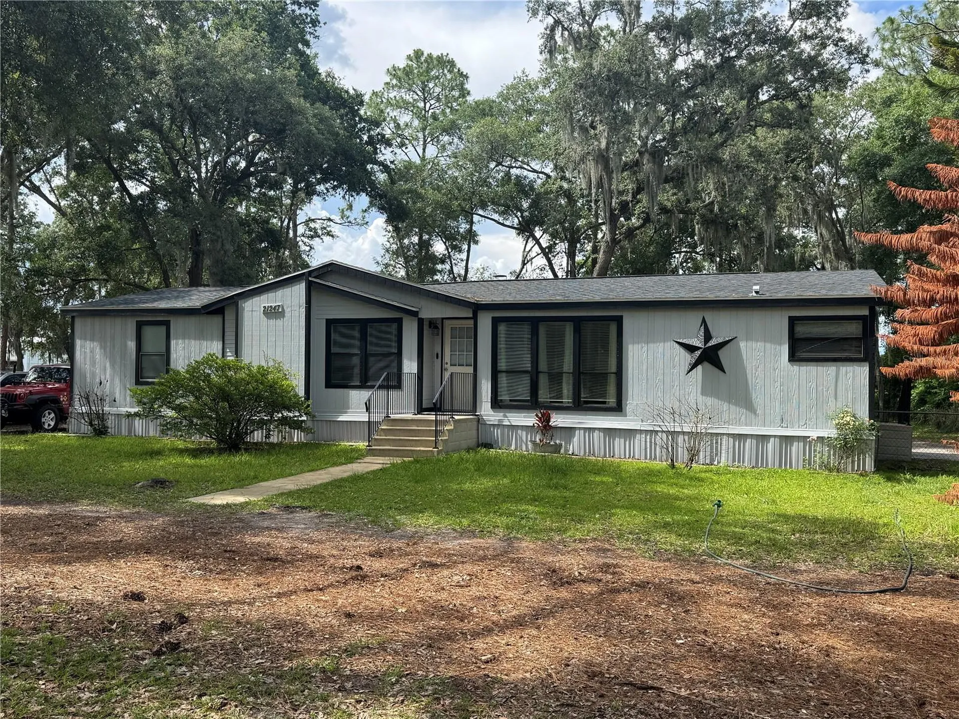 21247 Orange Court Mount Dora FL 32757