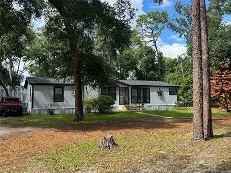 21247 Orange Court Mount Dora FL 32757