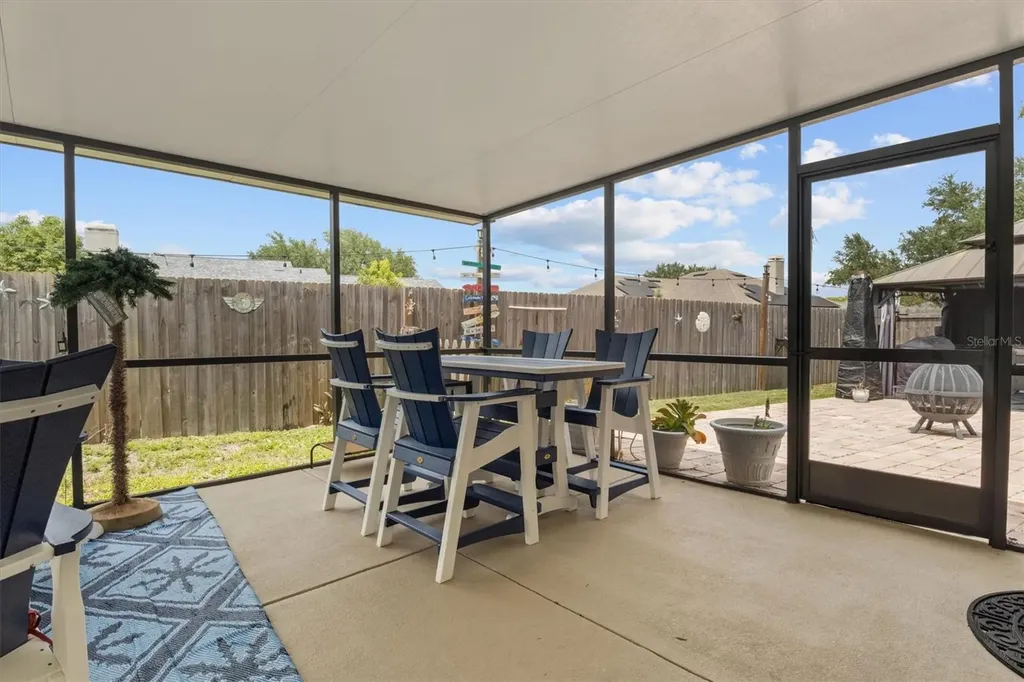 2881 Chatsworth Lane Lakeland FL 33812