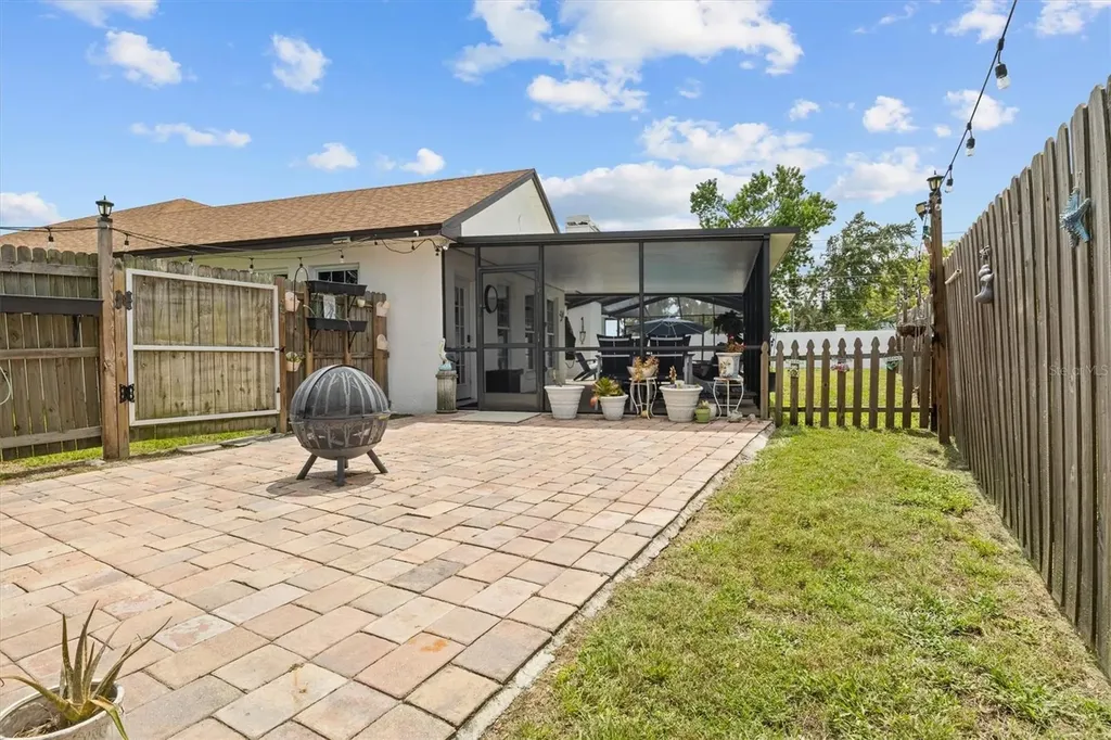 2881 Chatsworth Lane Lakeland FL 33812