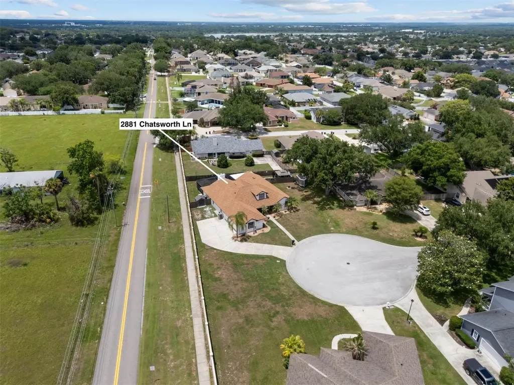 2881 Chatsworth Lane Lakeland FL 33812