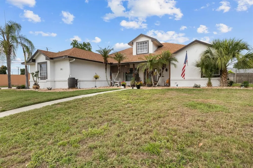2881 Chatsworth Lane Lakeland FL 33812