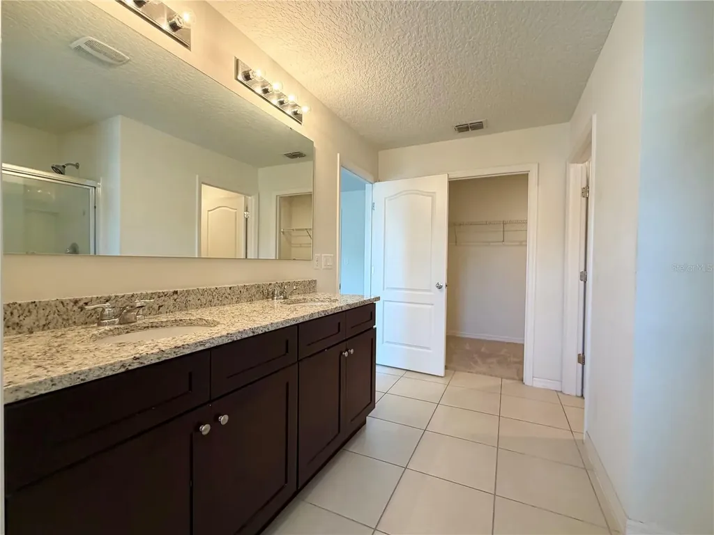401 Briar Patch Loop Davenport FL 33896