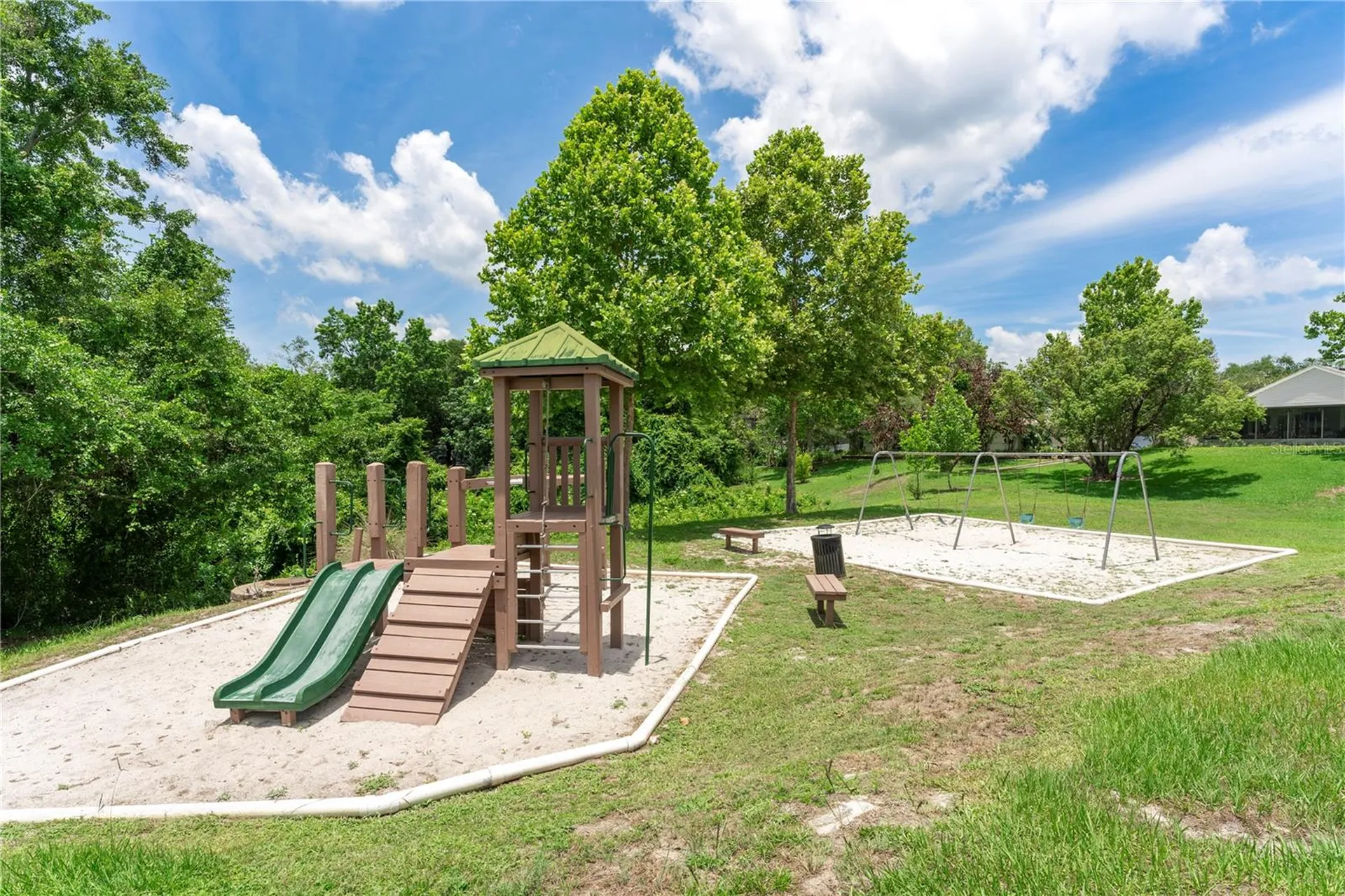 587 Portland Circle Apopka FL 32703