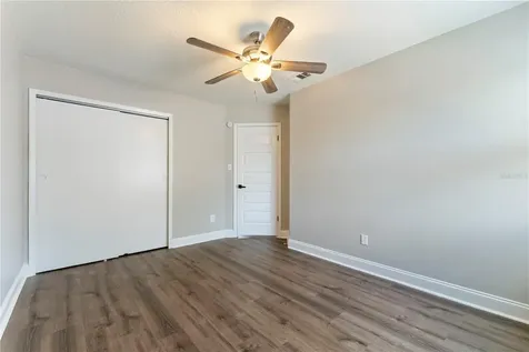 587 Portland Circle Apopka FL 32703