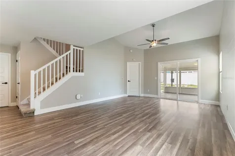 587 Portland Circle Apopka FL 32703