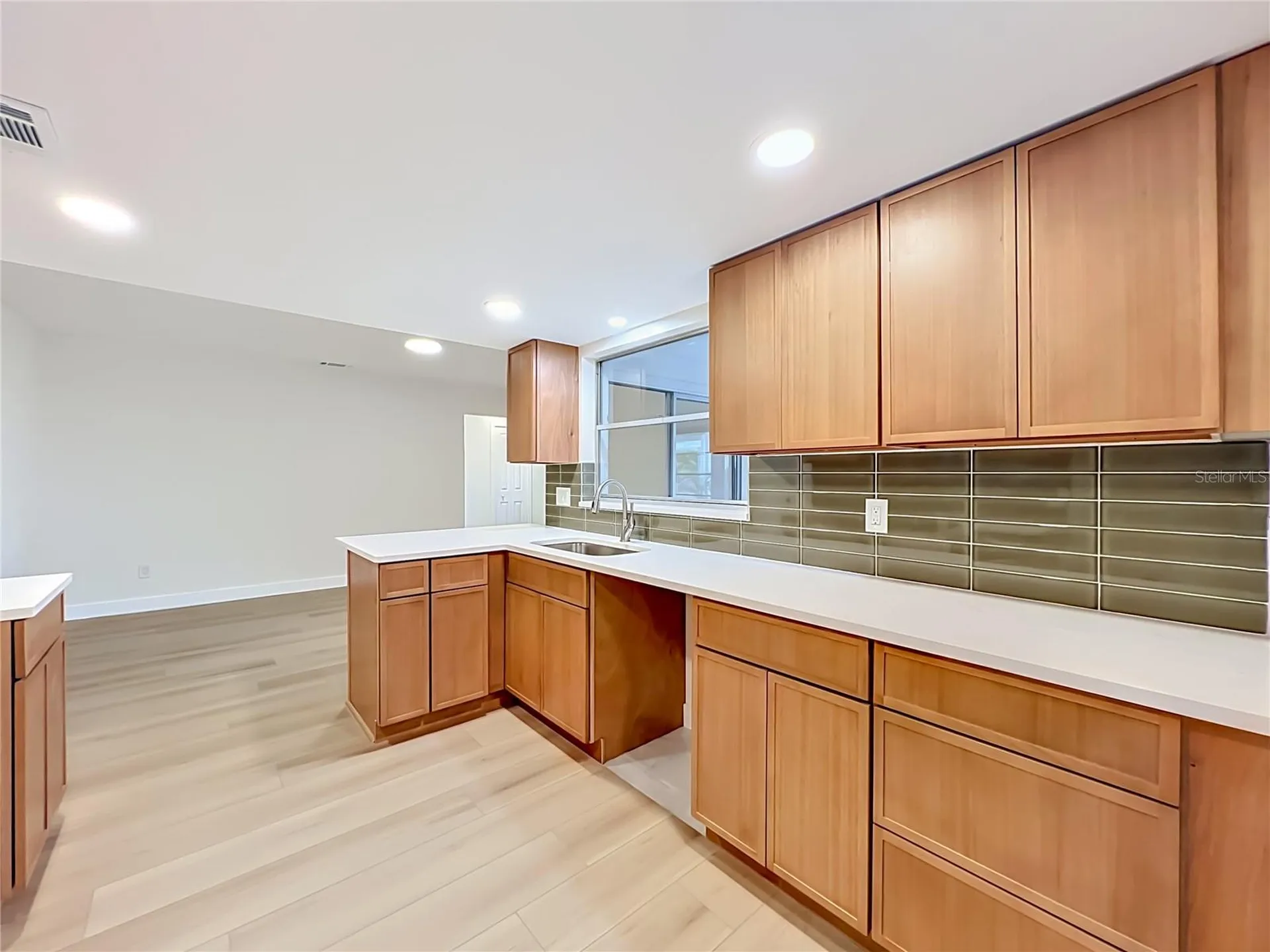 124 Hollyhock Drive Altamonte Springs FL 32701