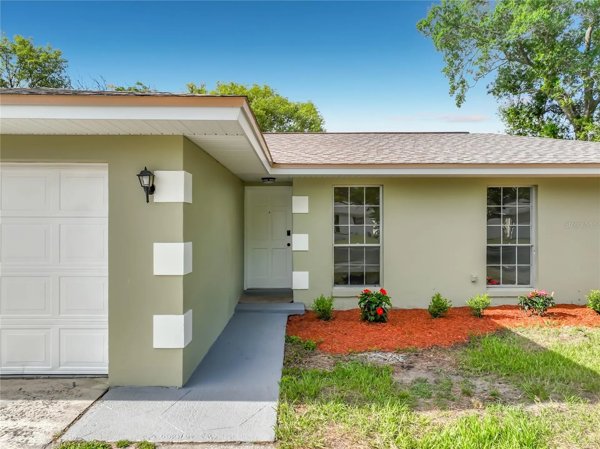124 Hollyhock Drive Altamonte Springs FL 32701