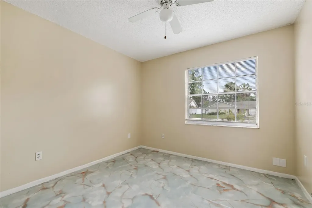 8517 Renald Boulevard Tampa FL 33637
