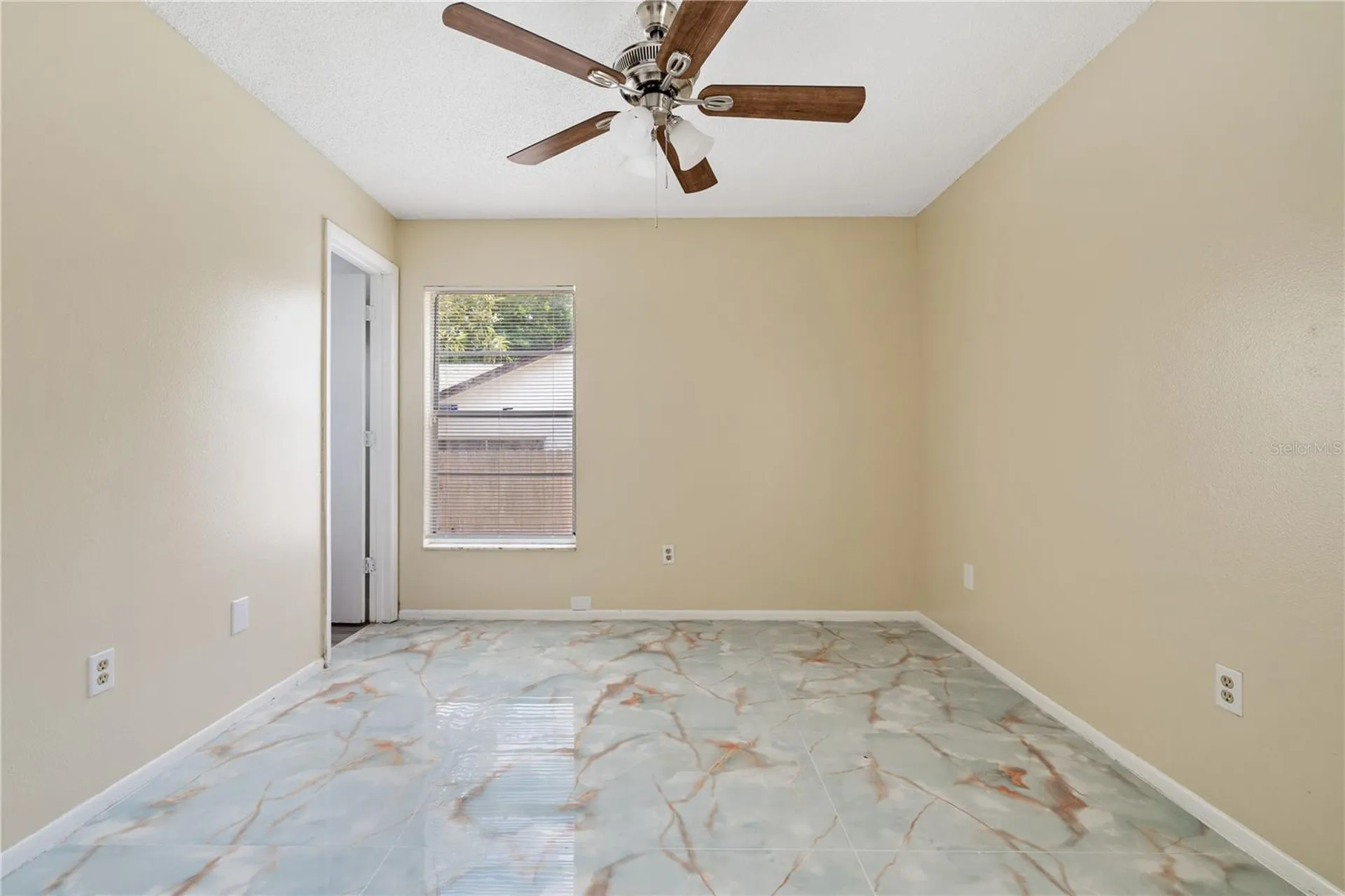 8517 Renald Boulevard Tampa FL 33637