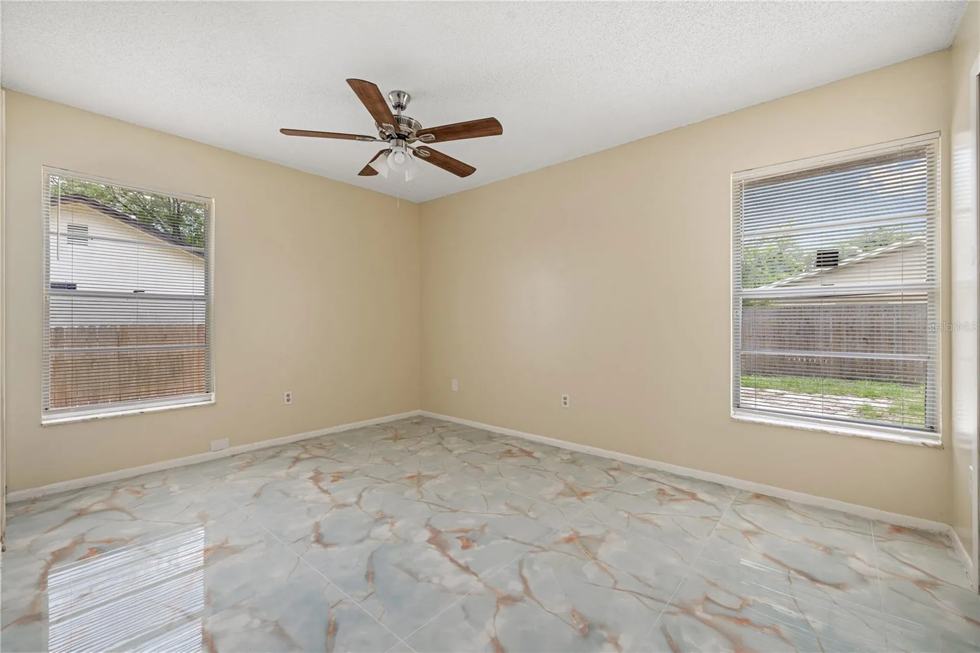 8517 Renald Boulevard Tampa FL 33637