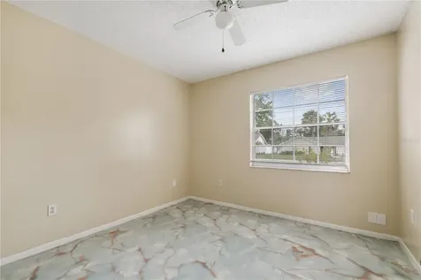 8517 Renald Boulevard Tampa FL 33637