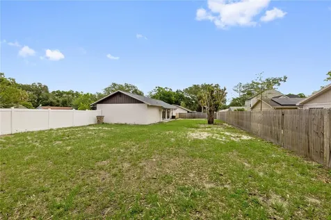 8517 Renald Boulevard Tampa FL 33637