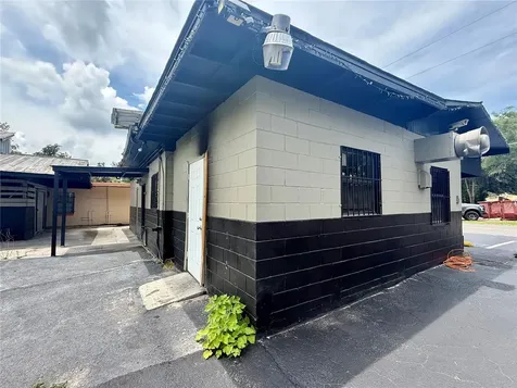 E Bates Avenue Eustis FL 32726
