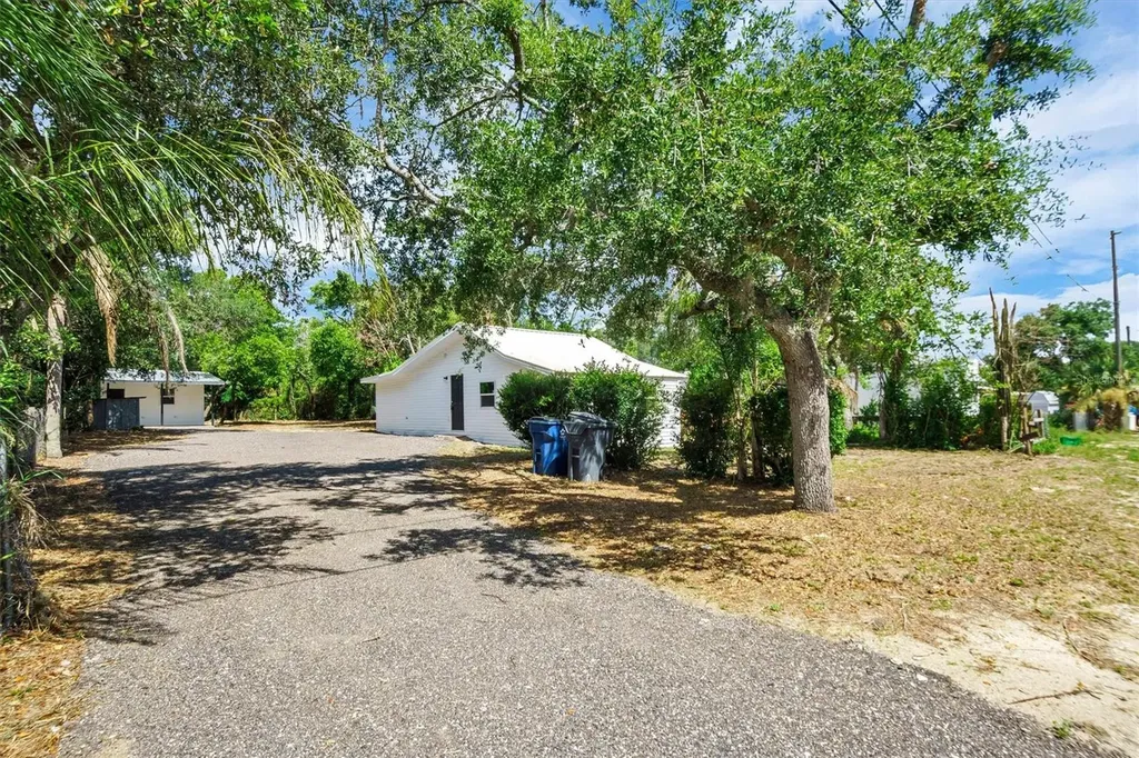 162 Myrtle Avenue Lake Wales FL 33898