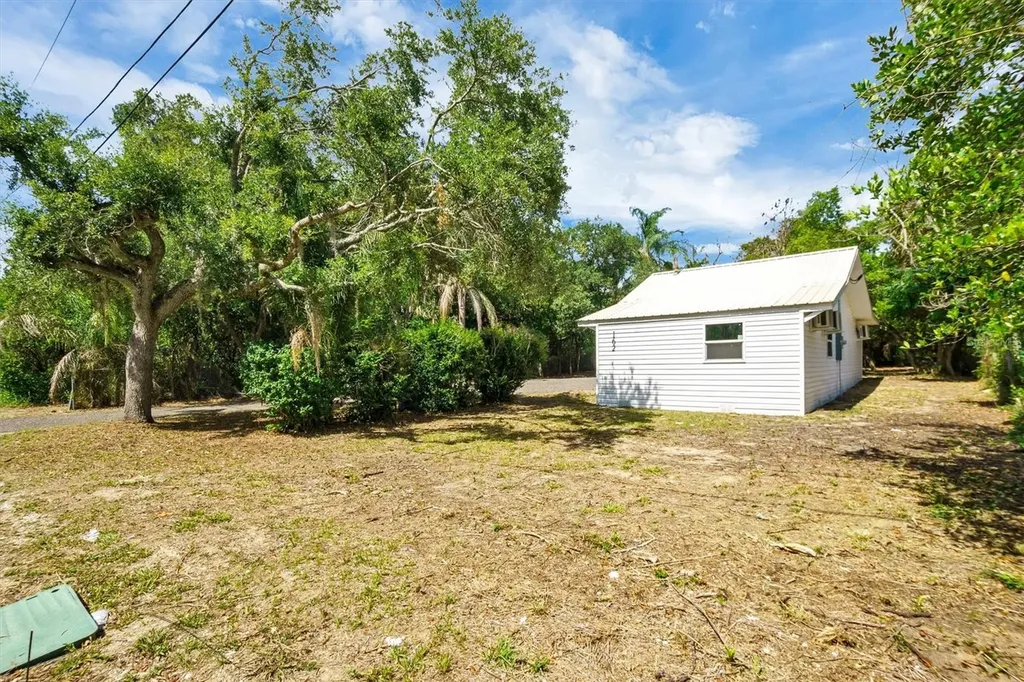 162 Myrtle Avenue Lake Wales FL 33898