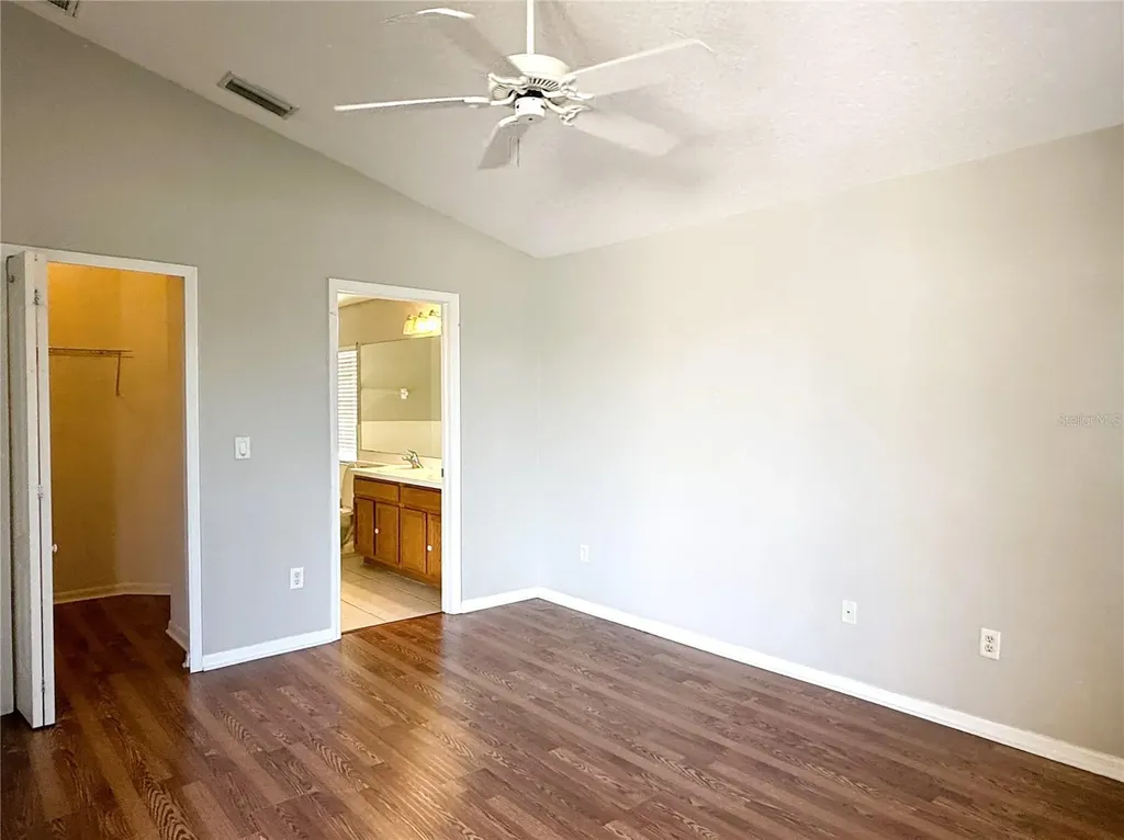 2345 Roanoke Springs Drive Ruskin FL 33570