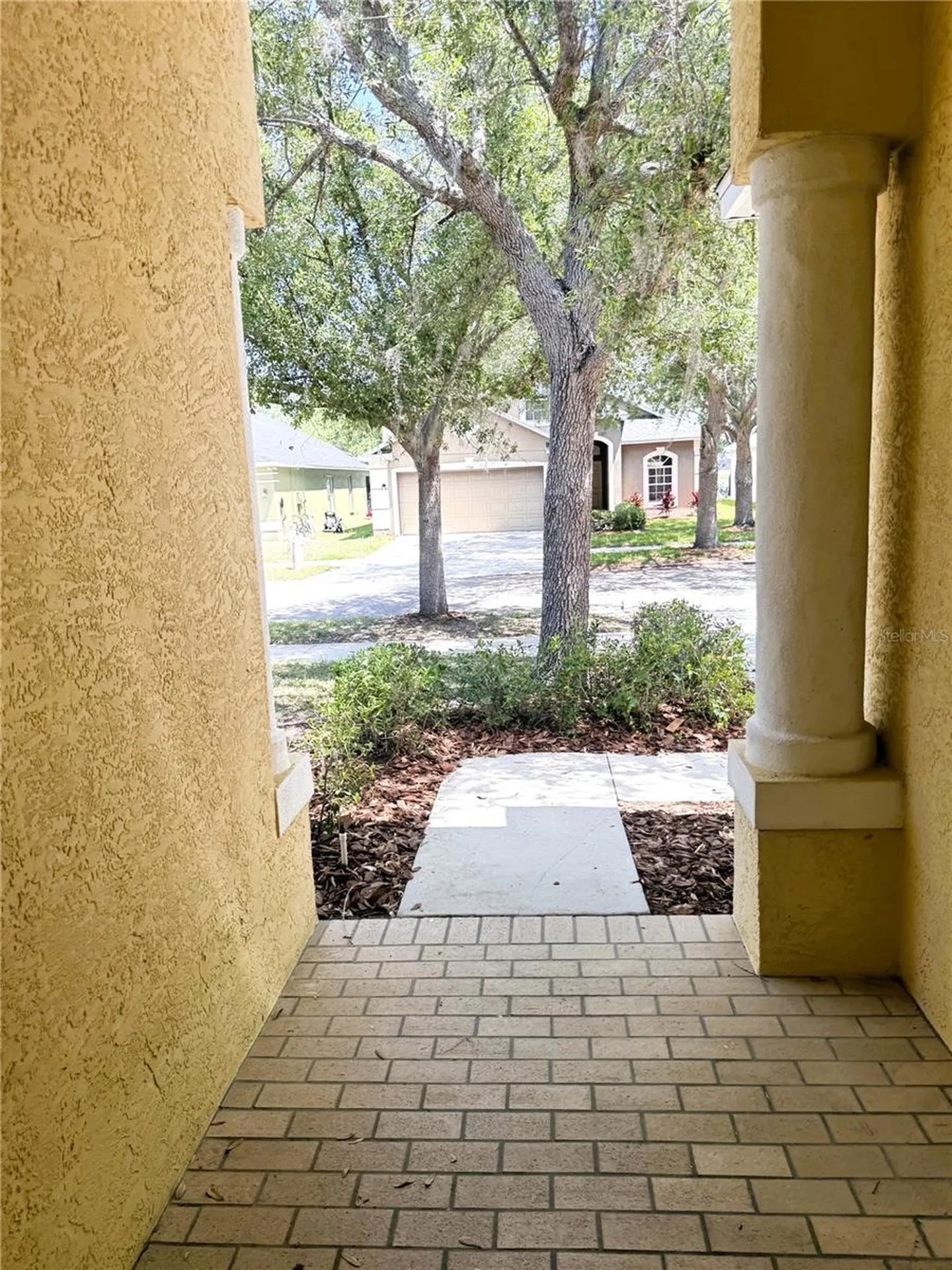 2345 Roanoke Springs Drive Ruskin FL 33570