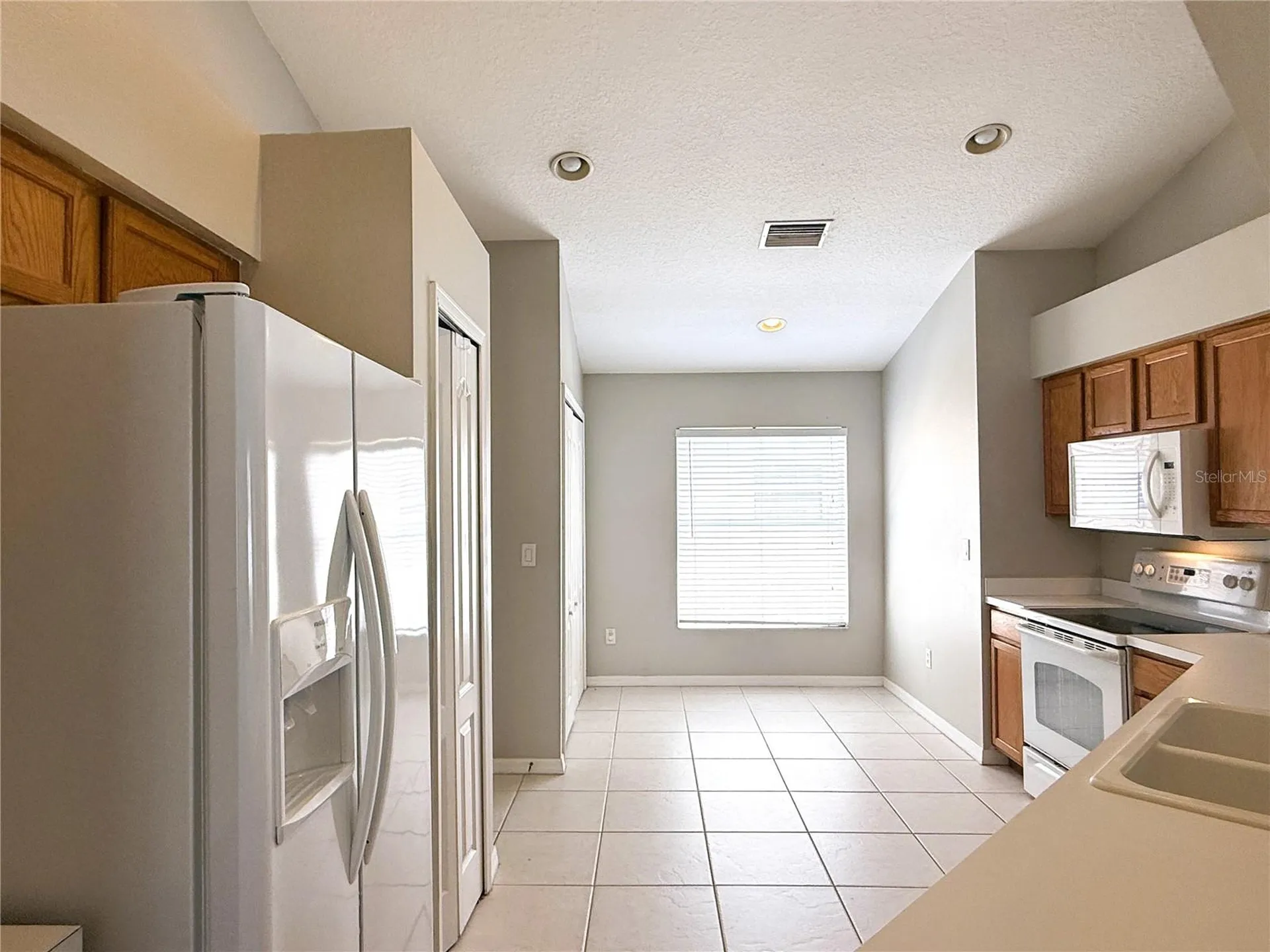 2345 Roanoke Springs Drive Ruskin FL 33570