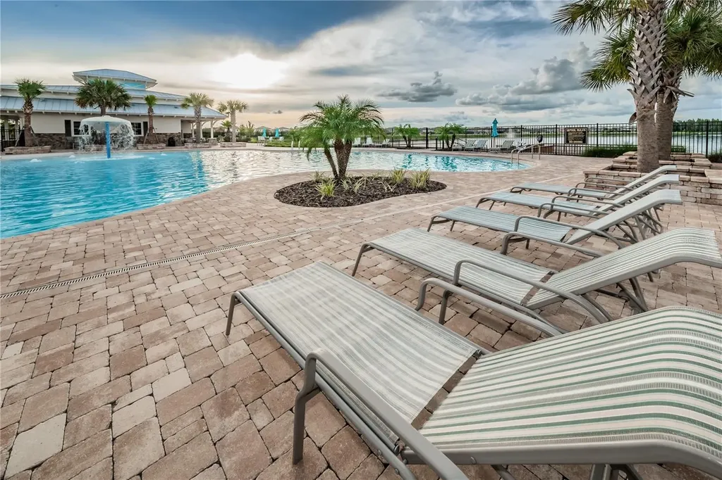 18233 Roseate Drive Lutz FL 33558