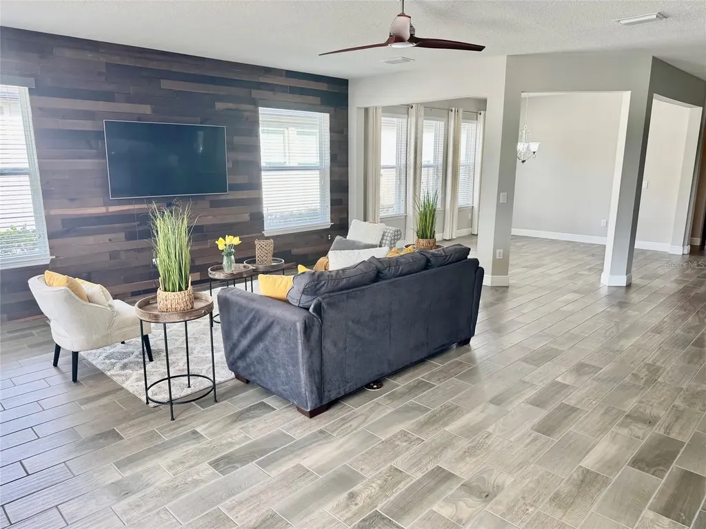 18233 Roseate Drive Lutz FL 33558