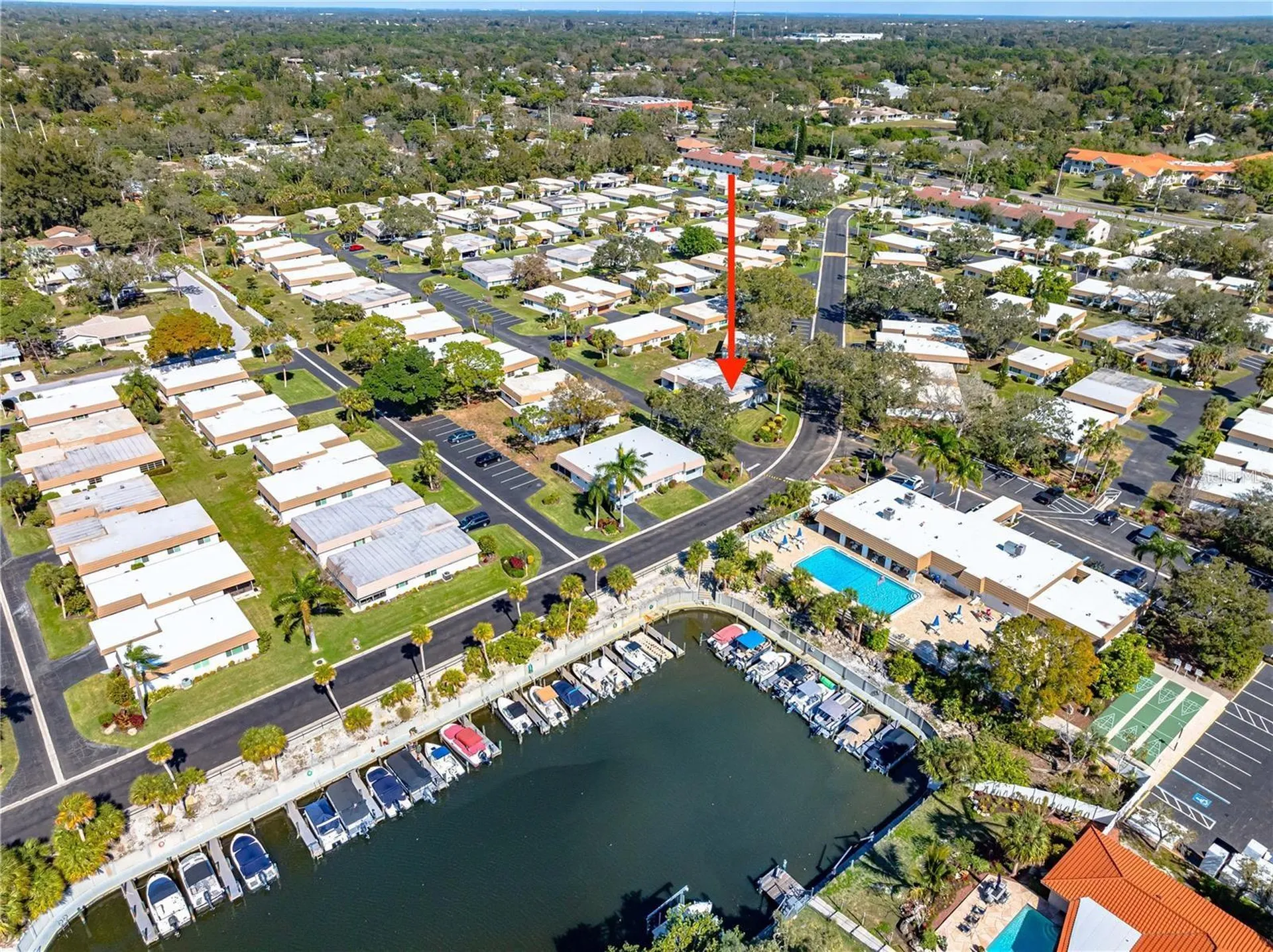 5440 Riverbluff Circle Sarasota FL 34231