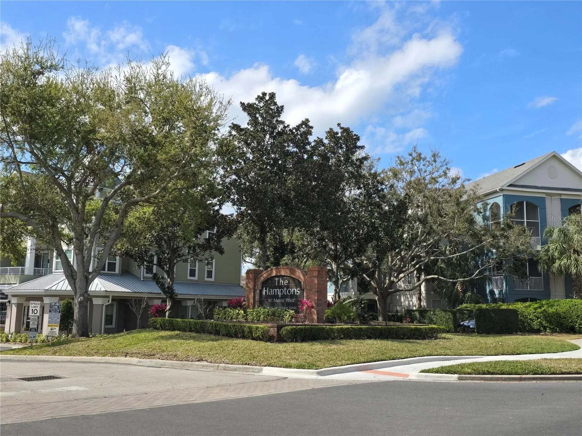 3384 Corona Village Way Orlando FL 32835