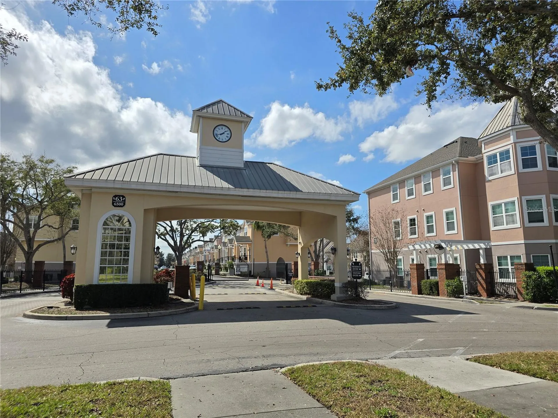 3384 Corona Village Way Orlando FL 32835