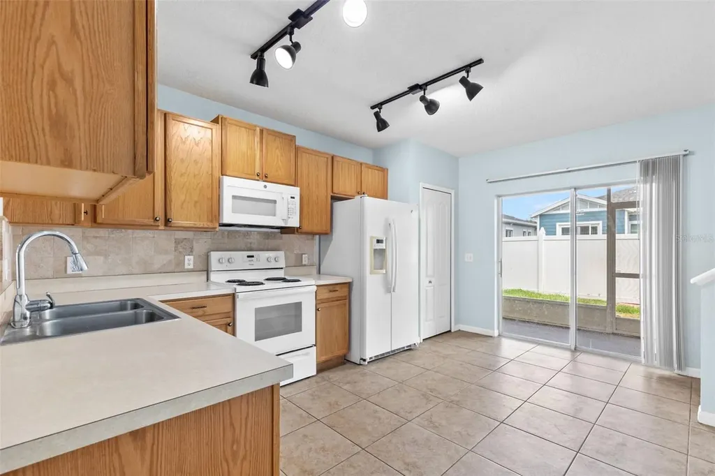 16221 Swan View Circle Odessa FL 33556