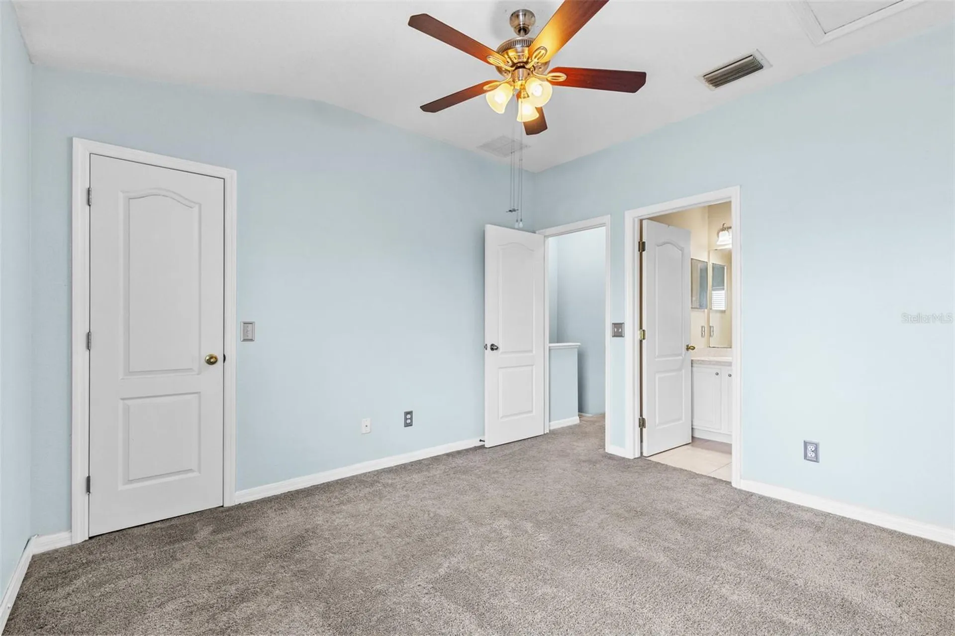 16221 Swan View Circle Odessa FL 33556