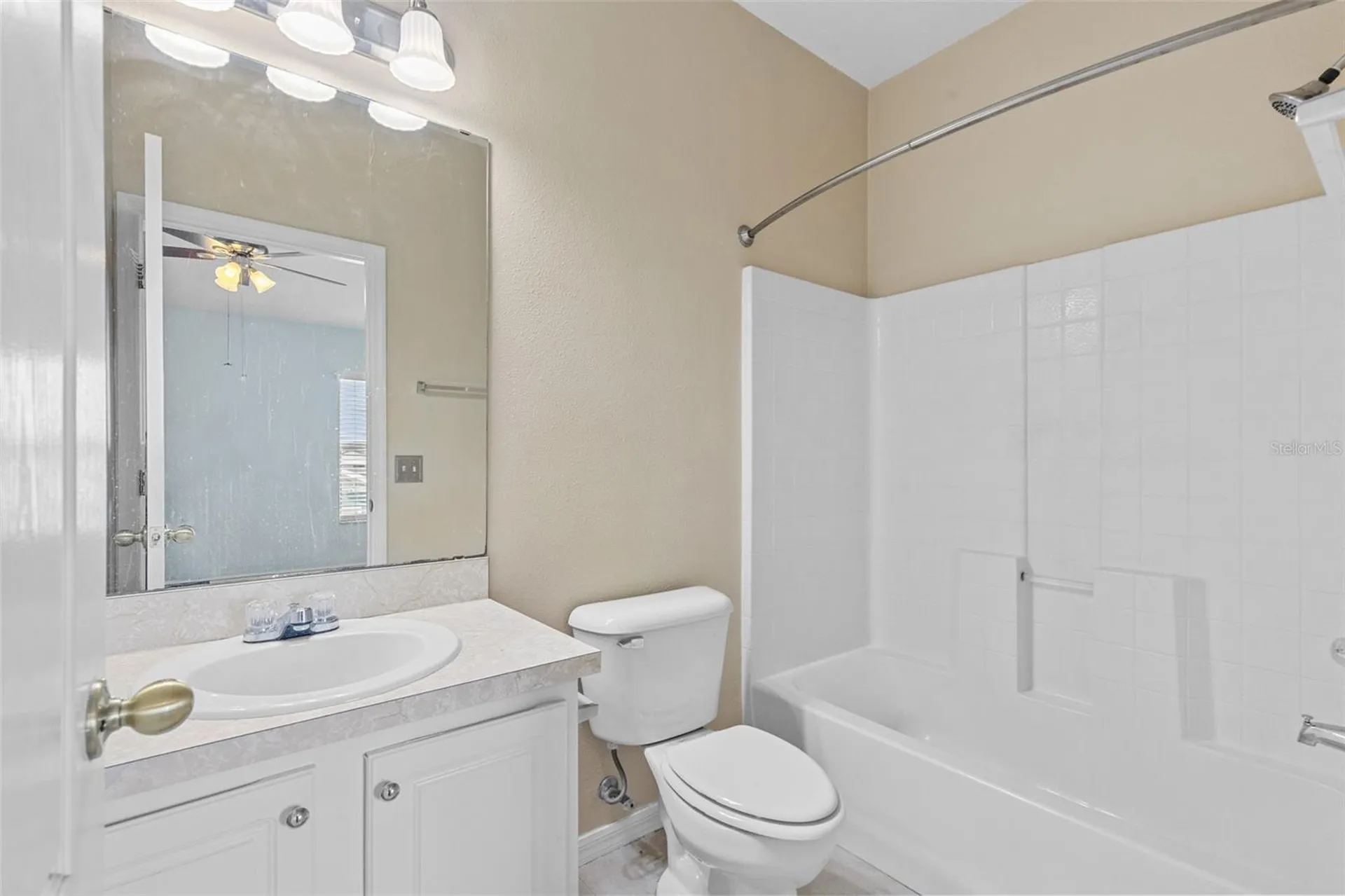 16221 Swan View Circle Odessa FL 33556
