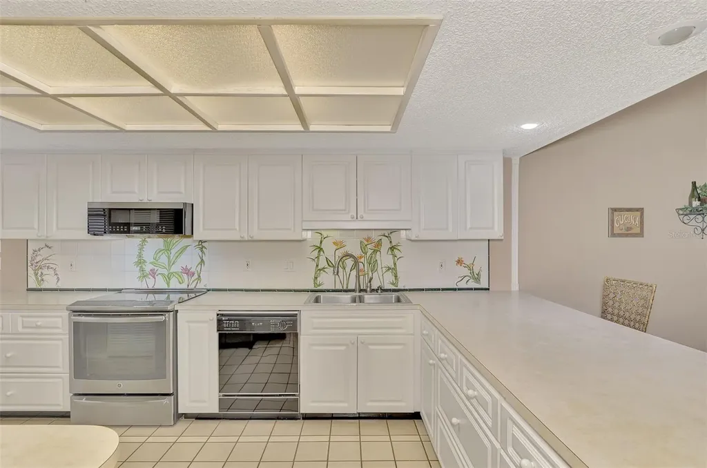 5903 La Vista Lane Bradenton FL 34210
