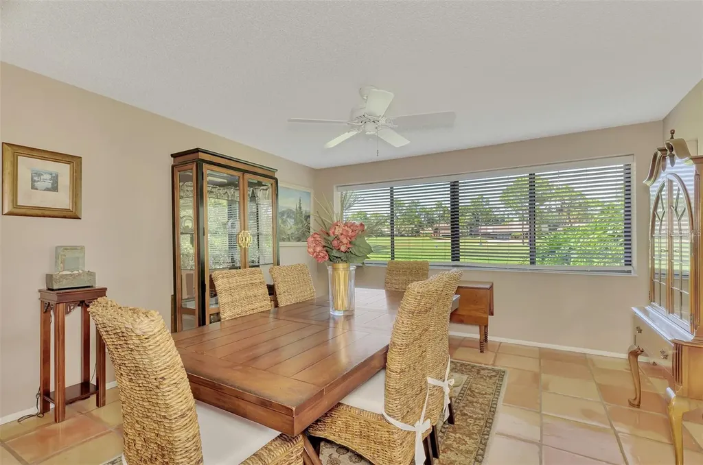 5903 La Vista Lane Bradenton FL 34210