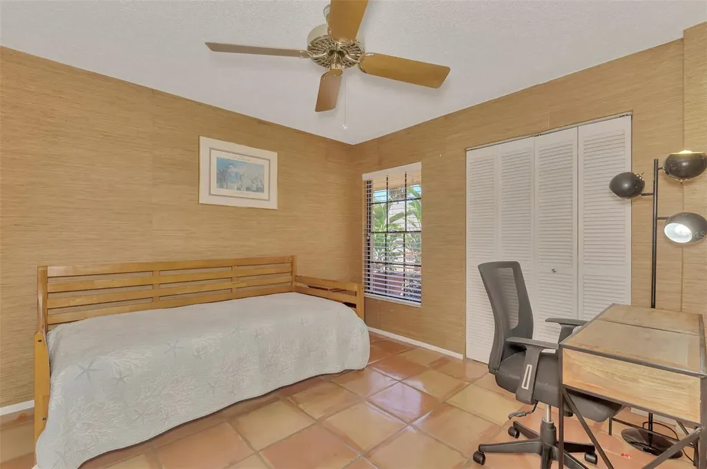 5903 La Vista Lane Bradenton FL 34210