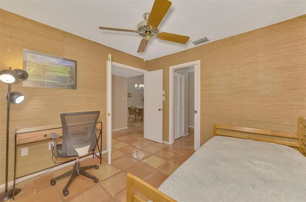 5903 La Vista Lane Bradenton FL 34210
