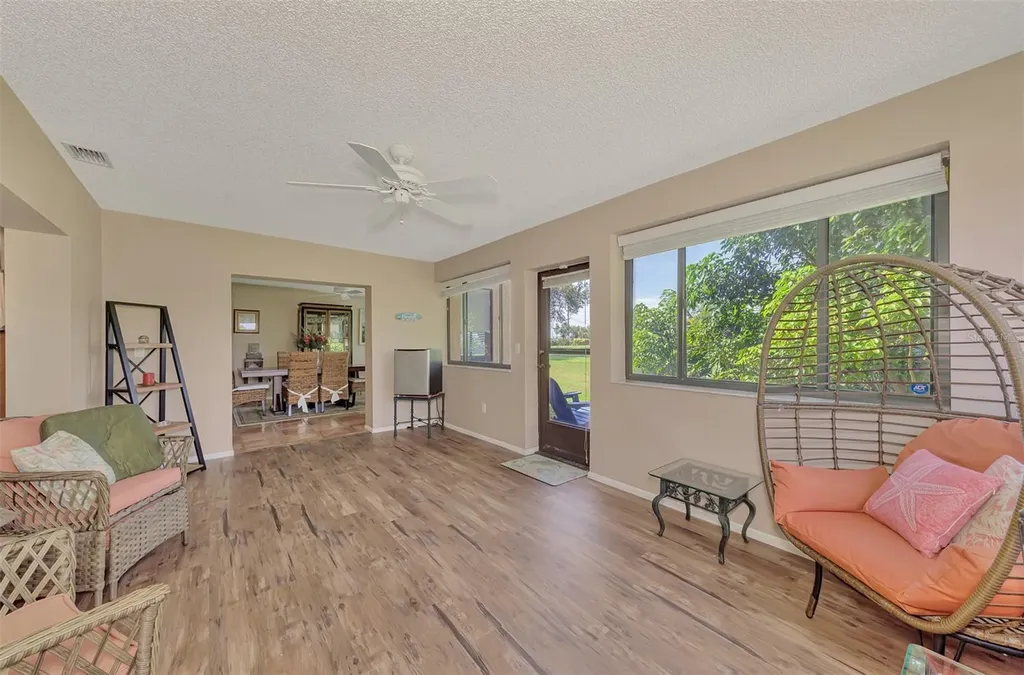 5903 La Vista Lane Bradenton FL 34210