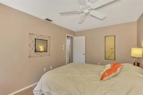 5903 La Vista Lane Bradenton FL 34210