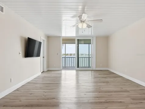 7920 Sun Island Drive S South Pasadena FL 33707