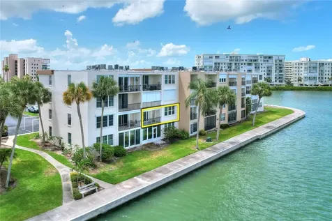 7920 Sun Island Drive S South Pasadena FL 33707