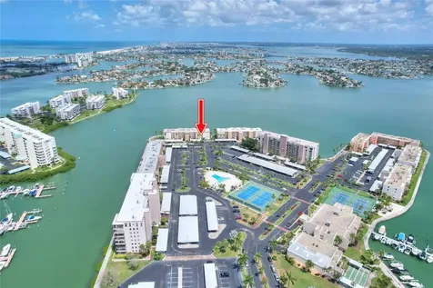 7920 Sun Island Drive S South Pasadena FL 33707